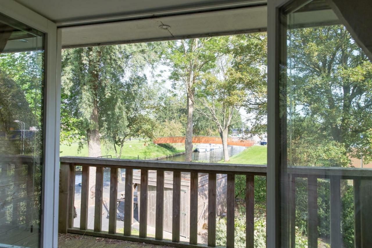Uitzicht Op De Haven Apartman Kollum Kültér fotó